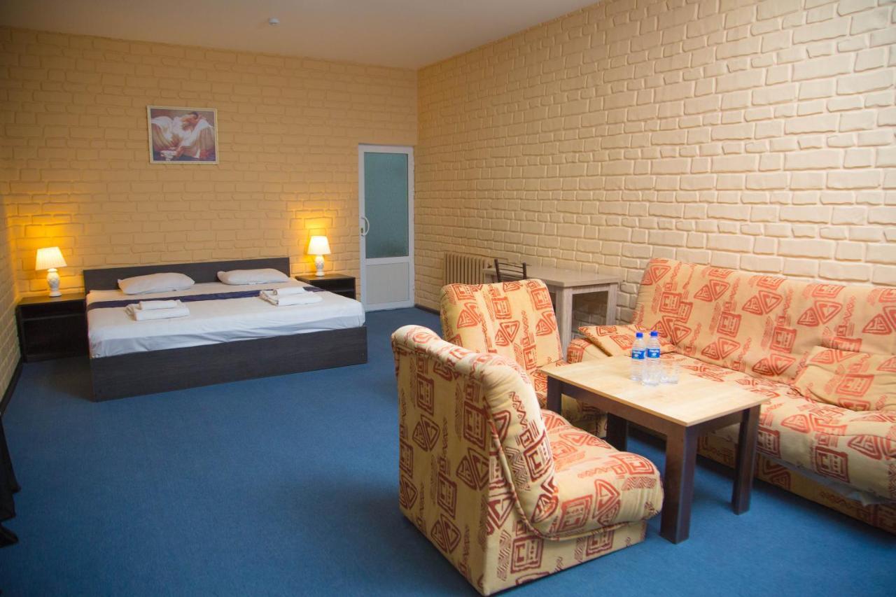 Minor Hotel Tasjkent Buitenkant foto