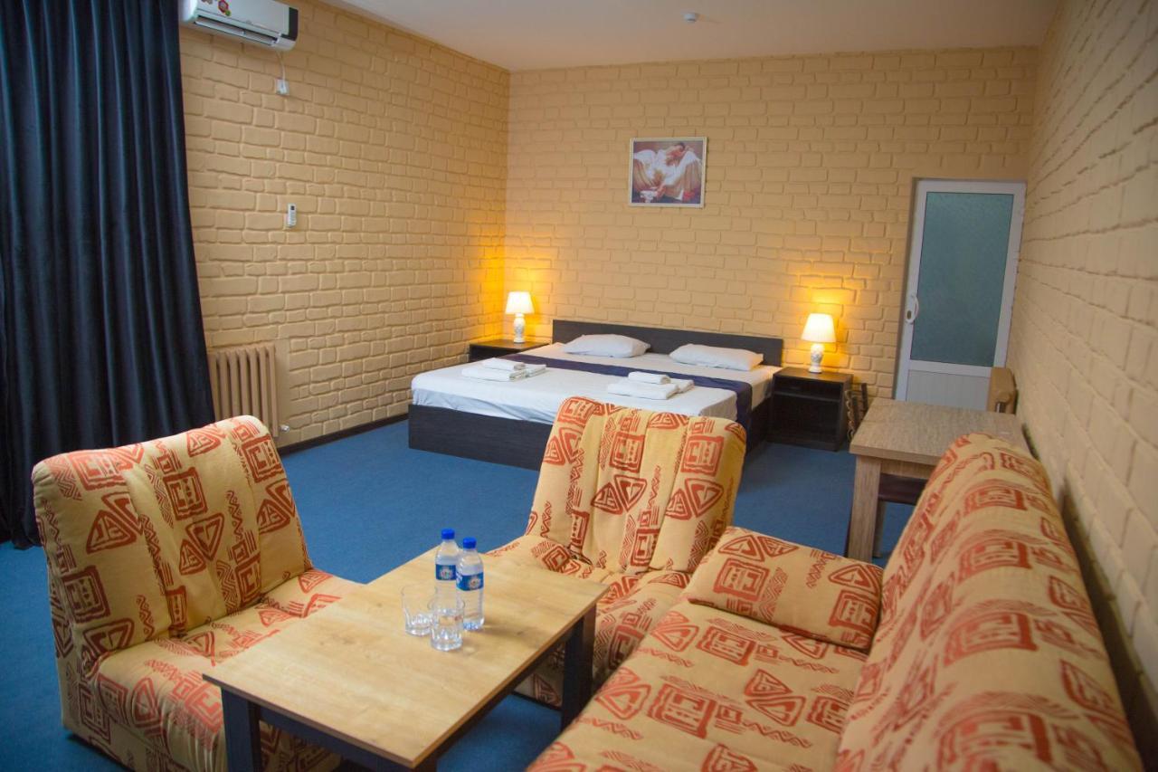 Minor Hotel Tasjkent Buitenkant foto